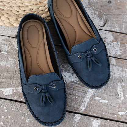 Women's Faux Suede Moccasin Flats with Tassel Detail