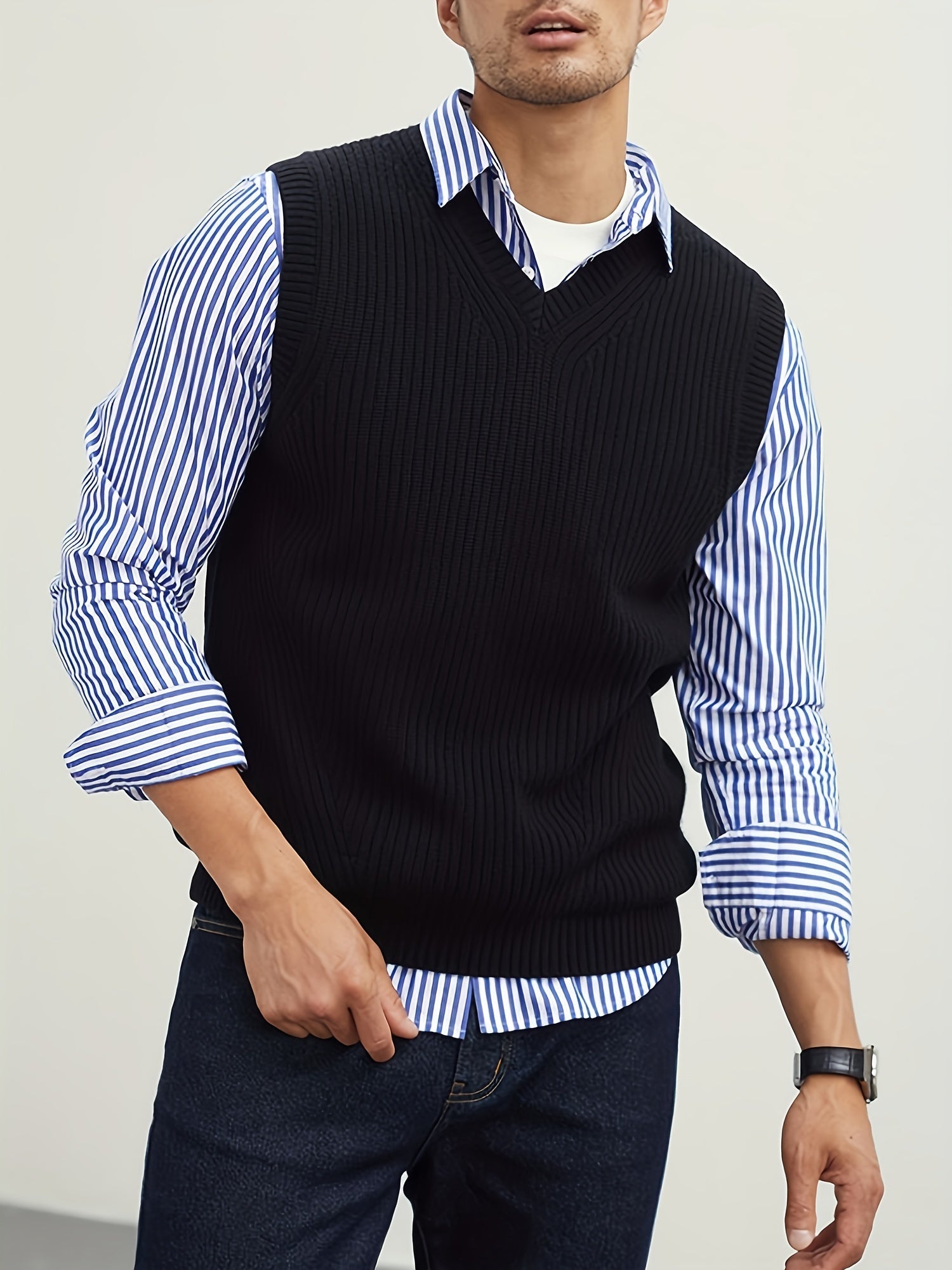 Ellis | Classic V-Neck Sweater Vest 3