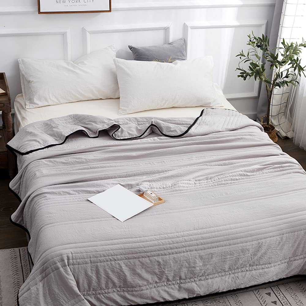 Everchill Ice Cooling Blanket Keeps you comfortable and cool all night long 0