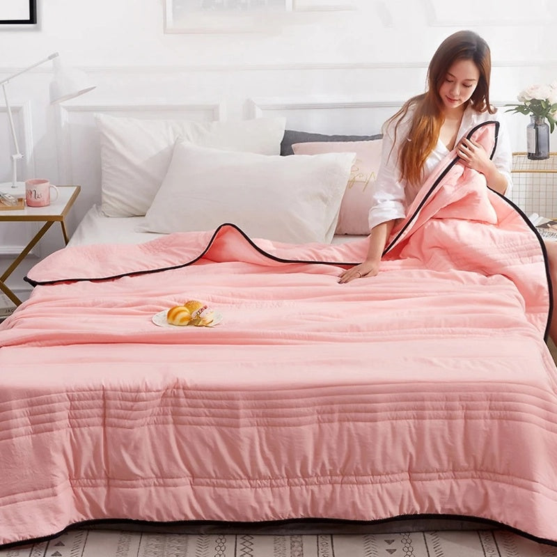 Everchill Ice Cooling Blanket Keeps you comfortable and cool all night long 9