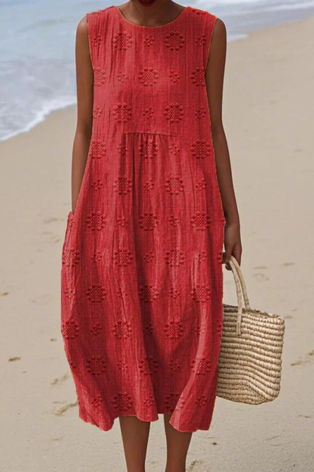 Piper™ | Sleeveless Dress with Embroidery 4