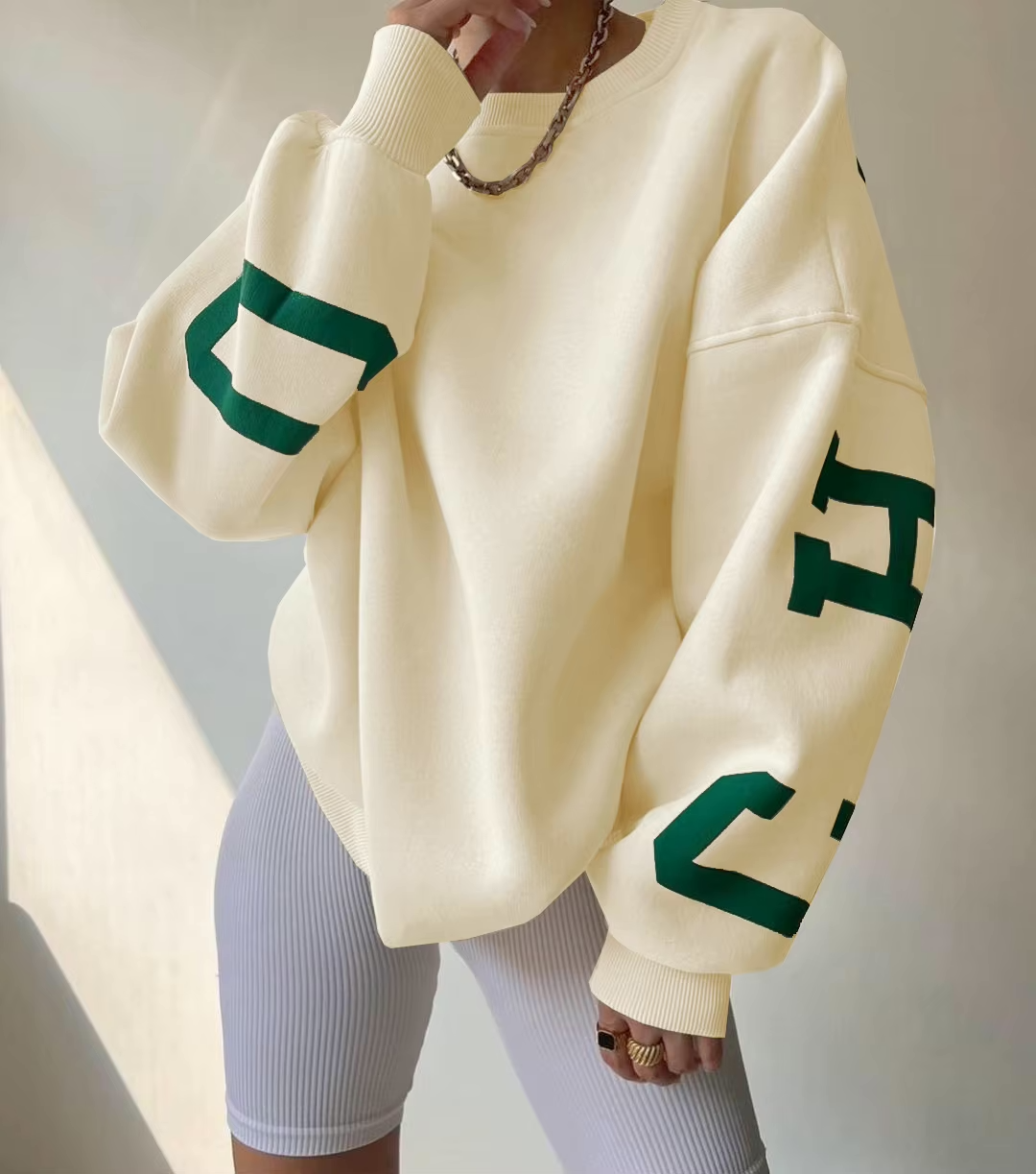 Women's Sweatshirt – Oversized Graphic Crewneck