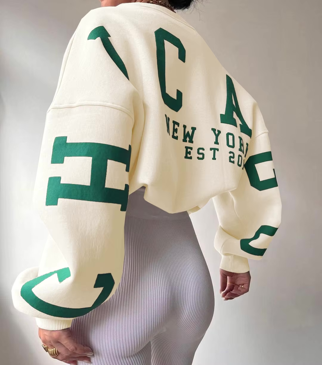Women's Sweatshirt – Oversized Graphic Crewneck