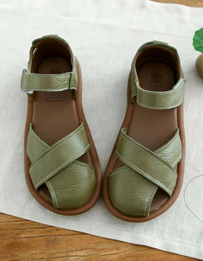 Women's Flat Sandals with Crossover Straps