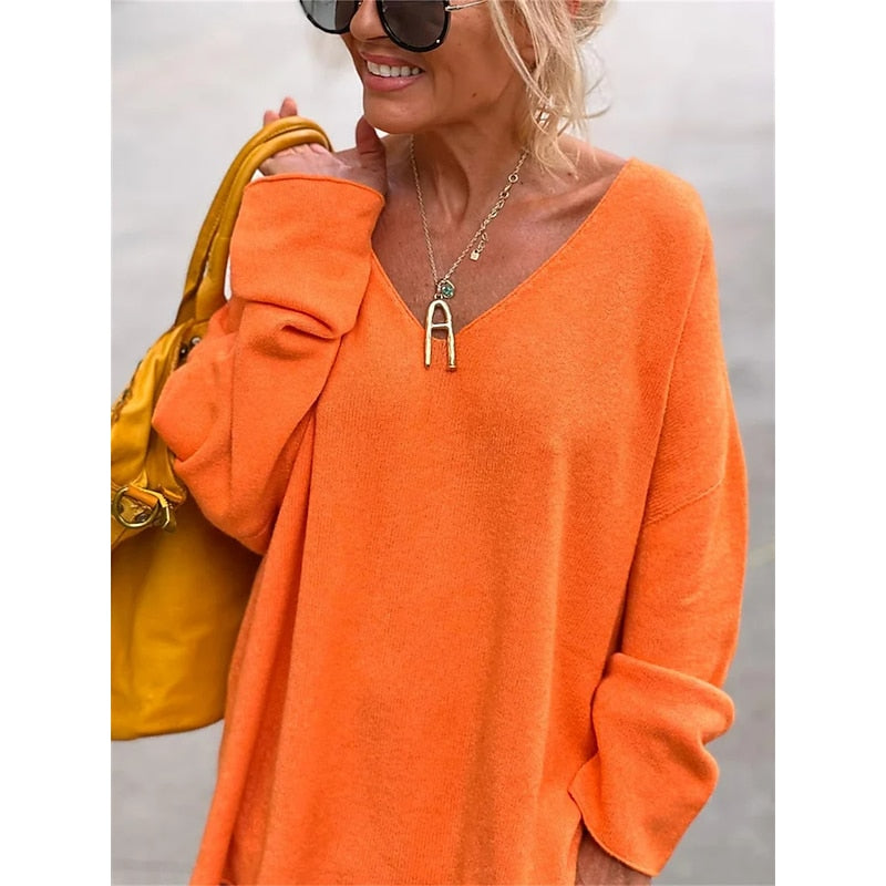 Willow | Relaxed V-Neck Pullover 2