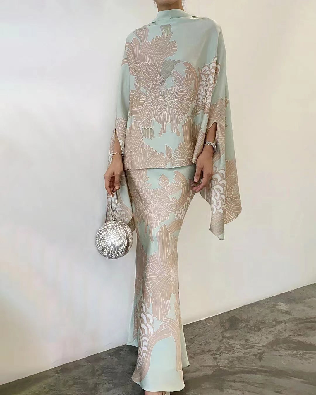 Women's Printed Cape Top and Long Skirt Set